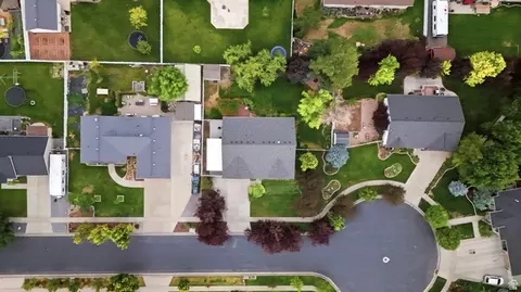 View/Area - 910 W Garden Cir, Nibley, UT 84321 photo 1 of 5