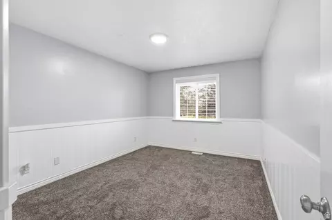 Bedroom - 910 W Garden Cir, Nibley, UT 84321 photo 3 of 7