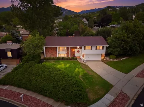 View/Area - 2197 S Timothy Way, Bountiful, UT 84010 photo 9 of 13