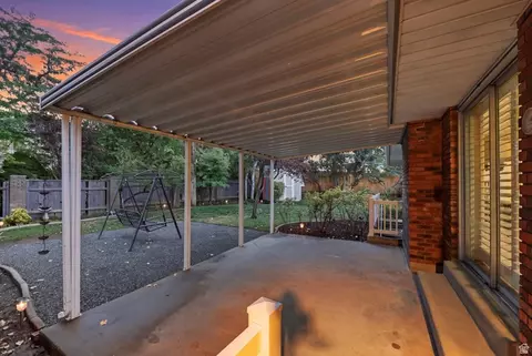 Exterior - 2197 S Timothy Way, Bountiful, UT 84010 photo 18 of 19