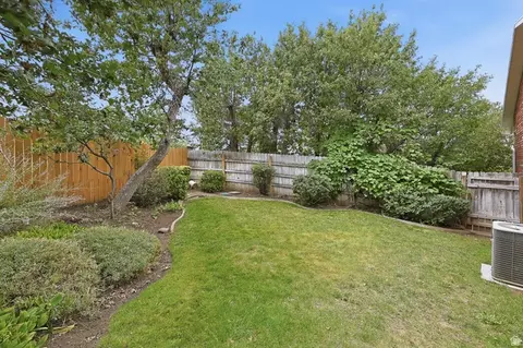 Exterior - 2197 S Timothy Way, Bountiful, UT 84010 photo 5 of 19