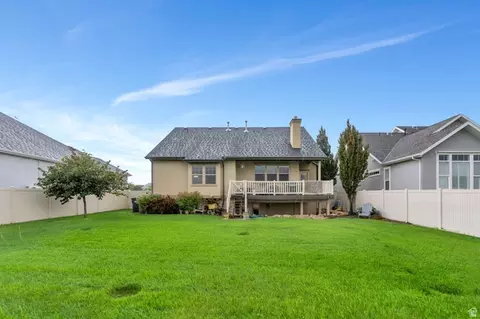 Exterior - 2169 W Yarrow Dr, Mapleton, UT 84664 photo 6 of 8