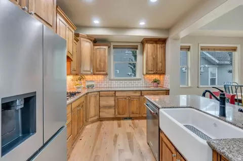 Kitchen - 2169 W Yarrow Dr, Mapleton, UT 84664 photo 2 of 3