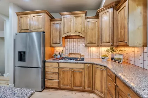 Kitchen - 2169 W Yarrow Dr, Mapleton, UT 84664 photo 3 of 3
