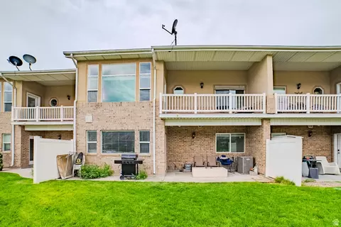 Exterior - 1555 S 850 E, Orem, UT 84097 photo 4 of 6