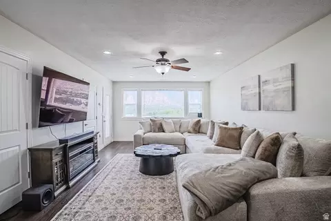 Living - 1555 S 850 E, Orem, UT 84097 photo 4 of 5