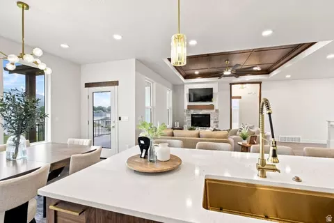 Kitchen - 846 E 400 N, Salem, UT 84653 photo 3 of 6