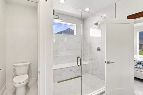Bath - 846 E 400 N, Salem, UT 84653 photo 2 of 6