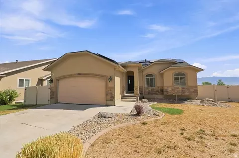 1396 S Lukas Ln, Saratoga Springs, UT 84045
