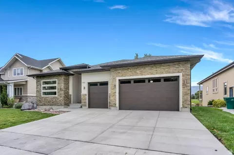 Exterior - 1964 W 700 S, Orem, UT 84058 photo 5 of 8