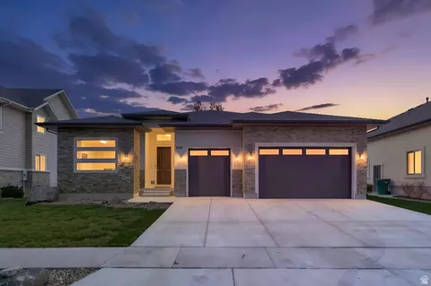 Exterior - 1964 W 700 S, Orem, UT 84058 photo 1 of 8