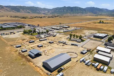 View/Area - 285 E Cimmarron Way N, Erda, UT 84074 photo 5 of 11