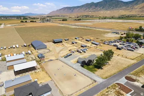 View/Area - 285 E Cimmarron Way N, Erda, UT 84074 photo 3 of 11