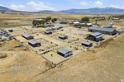 View/Area - 285 E Cimmarron Way N, Erda, UT 84074 photo 10 of 11