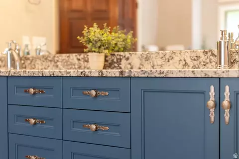 Bath - 1188 N 1750 E, Logan, UT 84341 photo 3 of 12