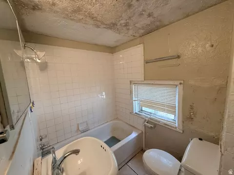 Bath - 2467 S C Ave W, Ogden, UT 84401 photo 1 of 2