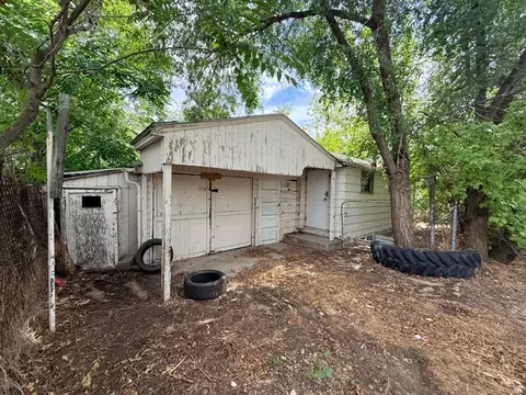 Exterior - 2467 S C Ave W, Ogden, UT 84401 photo 9 of 16