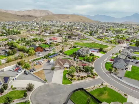 View/Area - 1879 E Tickville Cir, Eagle Mountain, UT 84005 photo 17 of 23