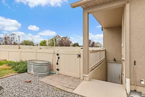 Exterior - 1879 E Tickville Cir, Eagle Mountain, UT 84005 photo 19 of 27