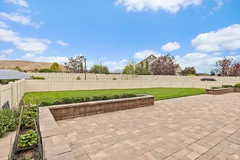 Exterior - 1879 E Tickville Cir, Eagle Mountain, UT 84005 photo 18 of 27