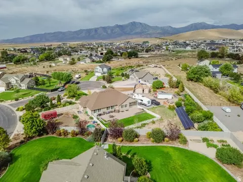 View/Area - 1879 E Tickville Cir, Eagle Mountain, UT 84005 photo 8 of 23