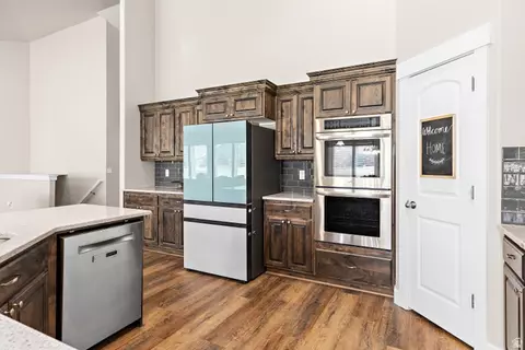 Kitchen - 1879 E Tickville Cir, Eagle Mountain, UT 84005 photo 4 of 4