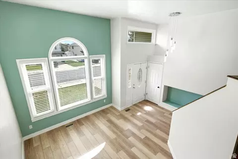 Entry Way - 618 Willow Bend Dr, Centerville, UT 84014 photo 1 of 1