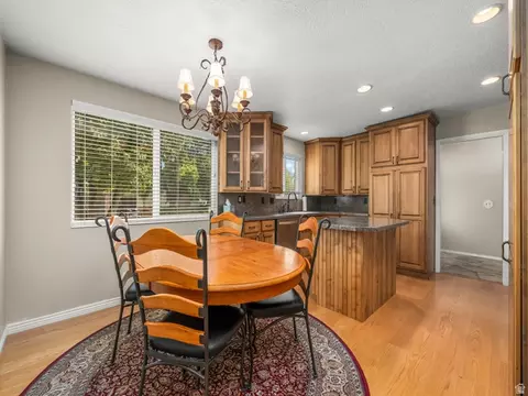 Dining - 5382 S 1340 E, Murray, UT 84117 photo 1 of 1
