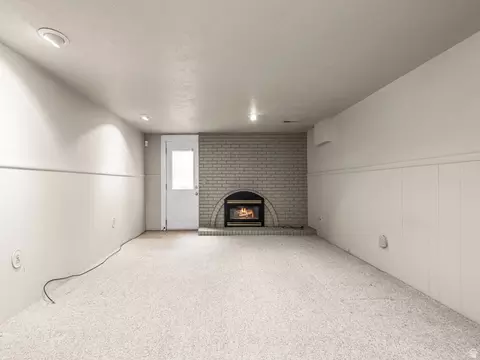 Living - 5382 S 1340 E, Murray, UT 84117 photo 3 of 3