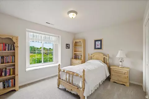 Bedroom - 11602 S Hickory Dr E, Sandy, UT 84092 photo 3 of 7