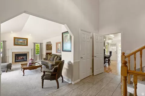 Entry Way - 11602 S Hickory Dr E, Sandy, UT 84092 photo 1 of 3
