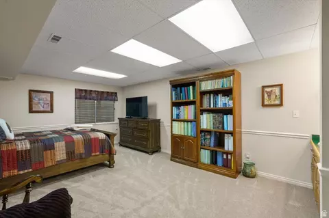Bedroom - 11602 S Hickory Dr E, Sandy, UT 84092 photo 7 of 7