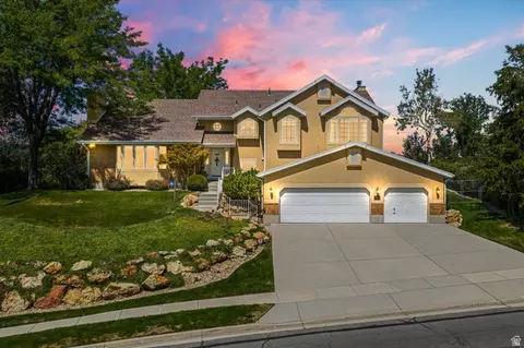 Exterior - 11602 S Hickory Dr E, Sandy, UT 84092 photo 13 of 13