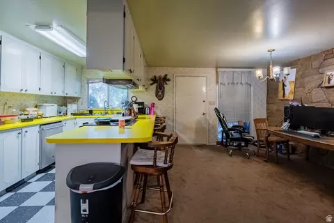 Kitchen - 8730 S Harvard Dr, Sandy, UT 84094 photo 2 of 2