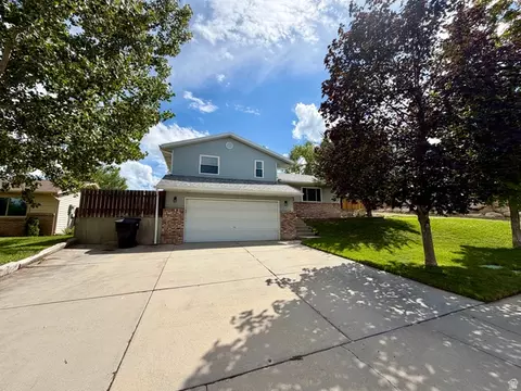 Exterior - 1157 S 680 W, Payson, UT 84651 photo 2 of 17