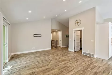 Living - 357 N Walnut Ct, American Fork, UT 84003 photo 4 of 10