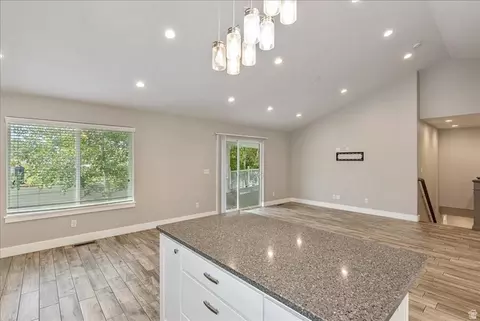 Living - 357 N Walnut Ct, American Fork, UT 84003 photo 3 of 10