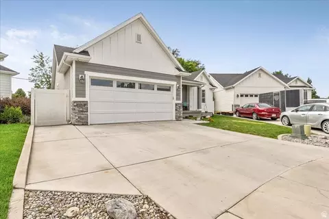 Exterior - 357 N Walnut Ct, American Fork, UT 84003 photo 3 of 9