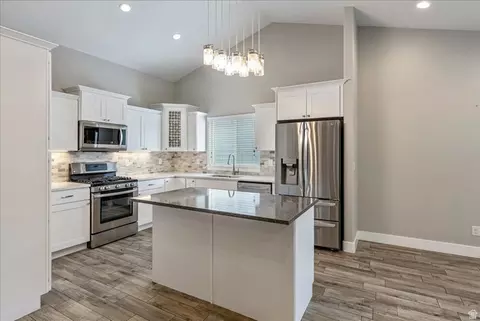 Kitchen - 357 N Walnut Ct, American Fork, UT 84003 photo 2 of 5