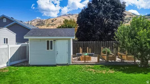 Exterior - 2517 S Freedom St, Perry, UT 84302 photo 6 of 10