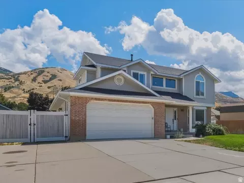 Exterior - 2517 S Freedom St, Perry, UT 84302 photo 3 of 10