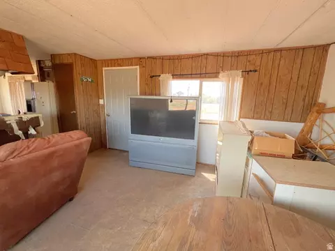 Living - 9301 E Hwy 40, Gusher, UT 84026 photo 1 of 1
