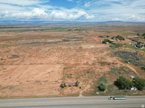 View/Area - 9301 E Hwy 40, Gusher, UT 84026 photo 2 of 5