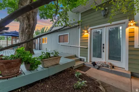 Exterior - 295 S 100 E, Bountiful, UT 84010 photo 3 of 12