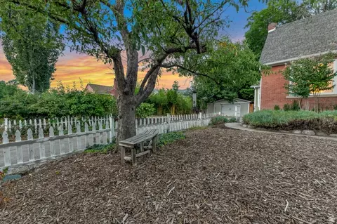Exterior - 295 S 100 E, Bountiful, UT 84010 photo 7 of 12