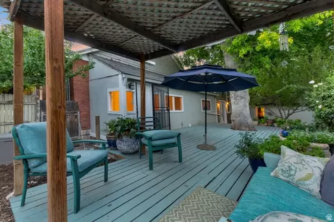 Exterior - 295 S 100 E, Bountiful, UT 84010 photo 2 of 12