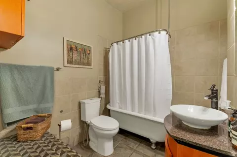 Bath - 295 S 100 E, Bountiful, UT 84010 photo 1 of 2