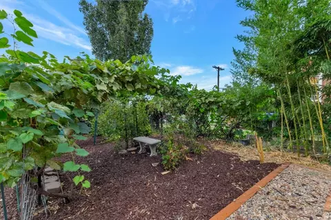 Exterior - 295 S 100 E, Bountiful, UT 84010 photo 6 of 12