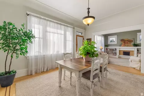 Dining - 295 S 100 E, Bountiful, UT 84010 photo 1 of 2