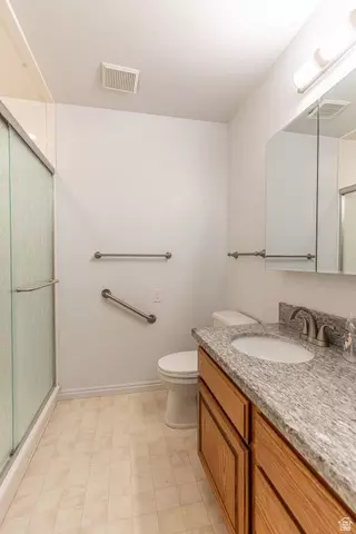 Bath - 295 N 330 E, Orem, UT 84057 photo 9 of 9
